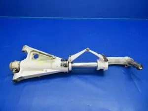 Beech Baron 95-B55 Nose Gear Strut P/N 36-820019-603 (0620-619)